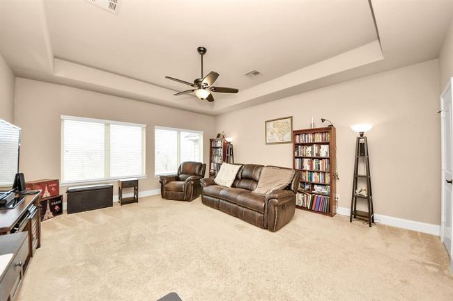 Upstairs you will encounter the game room - perfect place for various activities! | Image 22