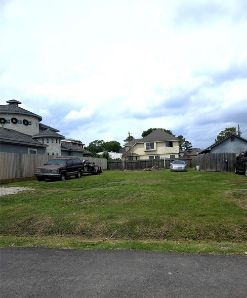 9226 Clarkcrest St, Houston, TX, 77063-4006 | Card Image