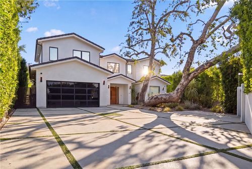 23262 Gonzales Dr, Woodland Hills, CA, 91367-6115 | Card Image