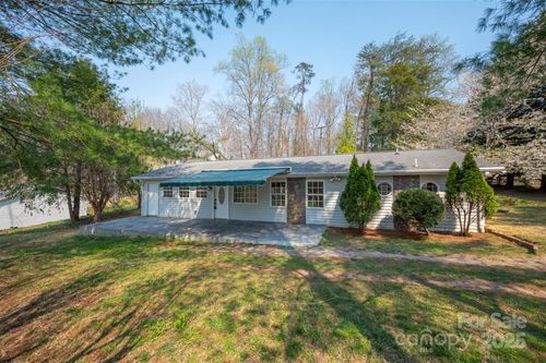 163 Woodland Dr, Columbus, NC, 28722-7763 | Card Image
