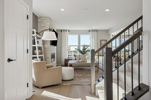 6154 Goodwin Ave S, Cottage Grove, MN, 55016-6094 | Card Image