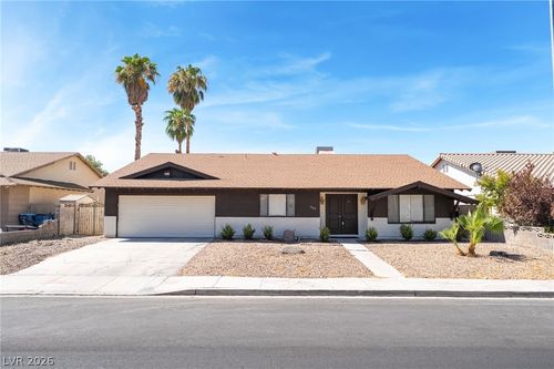 3155 E Rochelle Ave, Las Vegas, NV, 89121-5114 | Card Image