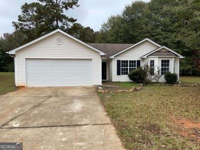 141 Floresta Drive, House other with 3 bedrooms, 2 bathrooms and 2 parking in Mcdonough GA | Image 1