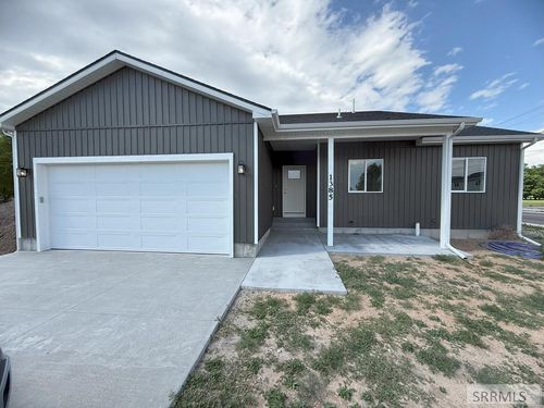 1385 Harris Loop, Blackfoot, ID, 83221-1015 | Card Image