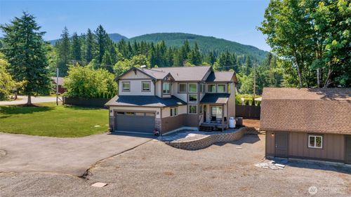 26717 348th Ave Se, Ravensdale, WA, 98051-9607 | Card Image