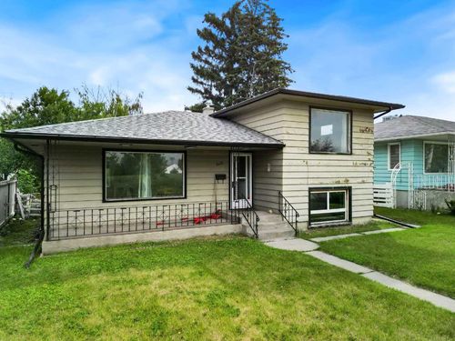 2472 Capitol Hill Crescent Nw, Calgary, AB, T2M4C2 | Card Image