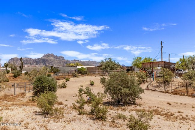 1330 E Scenic St, House other with 3 bedrooms, 2 bathrooms and null parking in Apache Junction AZ | Image 36