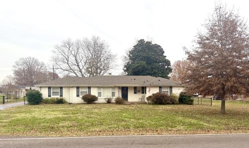 195 Maxwell Dr, Clarksville, TN, 37043-5072 | Card Image