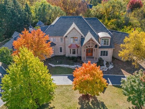 239 Indian Trail Rd, North Barrington, IL, 60010-1387 | Card Image