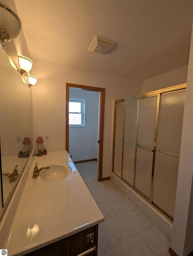 1810 E Riverside Drive, House other with 3 bedrooms, 2 bathrooms and null parking in Au Gres MI | Image 40