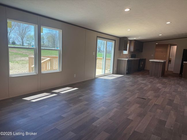42 Beech St, House other with 4 bedrooms, 2 bathrooms and null parking in Smiths Grove KY | Image 16
