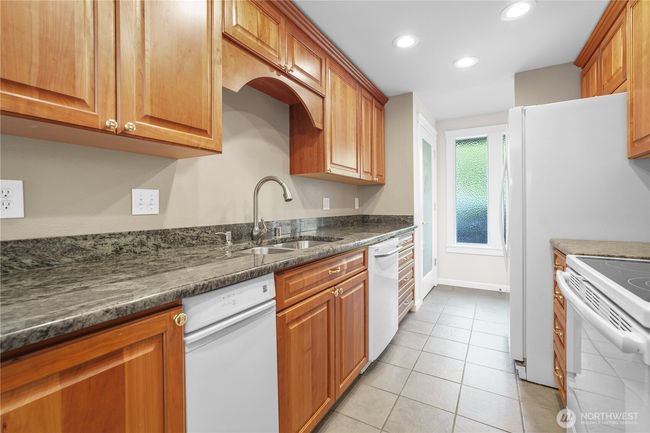 8108 - 8106 41 St Street Ct W, House other with 6 bedrooms, 3 bathrooms and 4 parking in University Place WA | Image 6