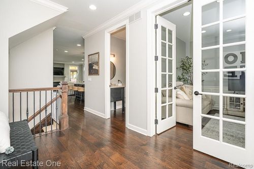 1571 Ruffner Ave, Birmingham, MI, 48009-7176 | Card Image