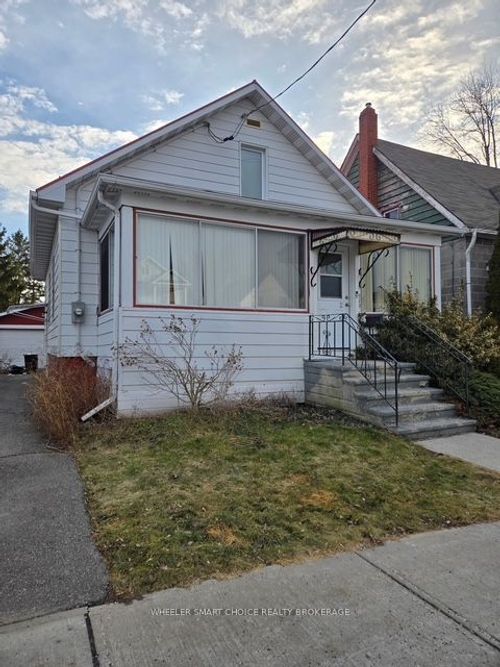 529 York St, Cornwall, ON, K6J3Z9 | Card Image