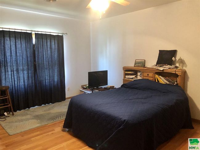 409 E Rose St, House other with 4 bedrooms, 2 bathrooms and null parking in Elk Point SD | Image 9