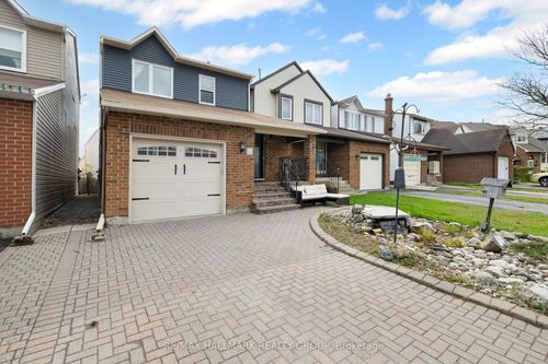 54 Fireside Cres, Ottawa, ON, K1T1Z4 | Card Image