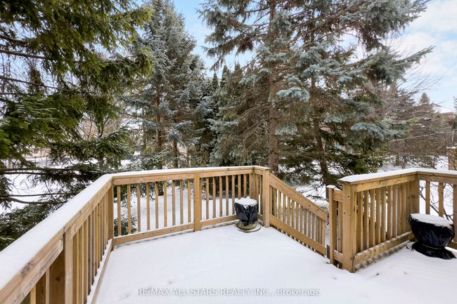 68 Celebrity Greens Way, Condo with 3 bedrooms, 2 bathrooms and 1 parking in Markham ON | Image 32