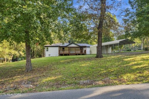 504 Akers St, Maryville, TN, 37804-2802 | Card Image