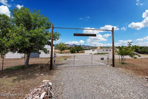 2900 S Holiday Dr, Dewey-Humboldt, AZ, 86329-0590 | Card Image