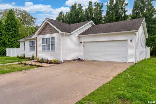 1321 N 7th St, Herrin, IL, 62948-2906 | Card Image