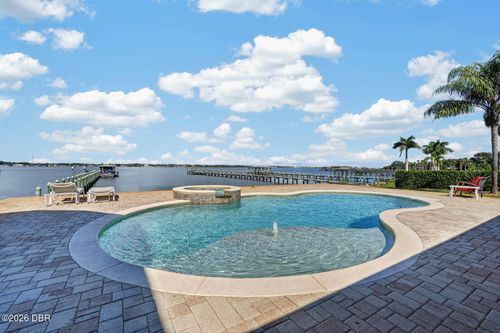 14 Granville Cir, Daytona Beach, FL, 32118-5602 | Card Image