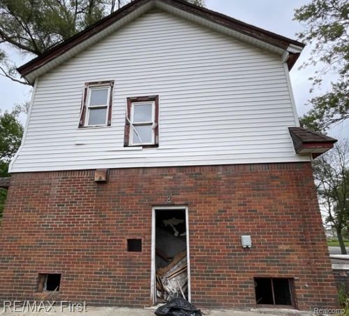 20251 Omira St, Detroit, MI, 48203-1179 | Card Image