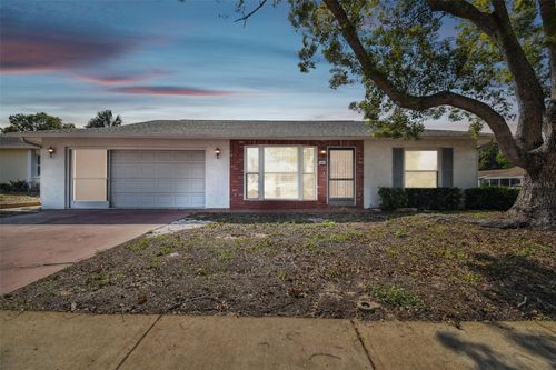 11611 Bear Paw Ln, PORT RICHEY, FL, 34668-1202 | Card Image