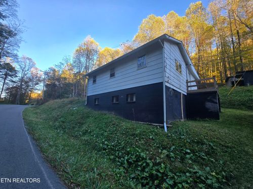3427 Left Poor Valley Rd, Pennington Gap, VA, 24277-7215 | Card Image