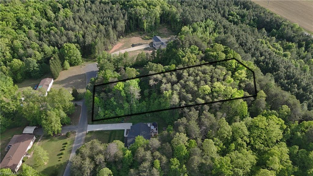 Land in Stoneville 4