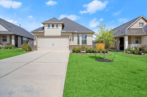 1413 Northwood Bluff Ln, Pinehurst, TX, 77362-3628 | Card Image