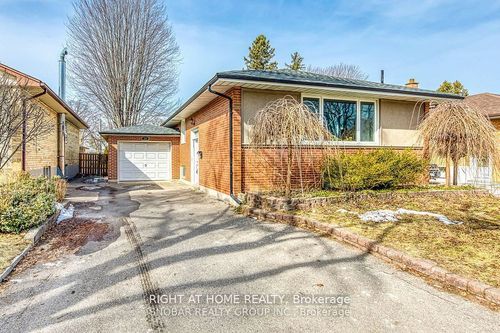 main-24 Ludgate Dr, Etobicoke, ON, M9W2Y3 | Card Image
