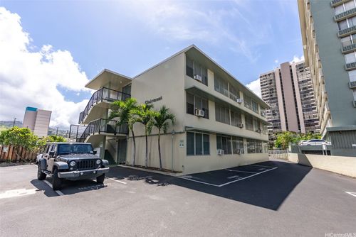 apt-305-909 Kahuna Ln, Honolulu, HI, 96826-3212 | Card Image
