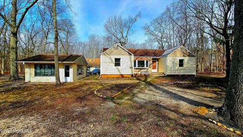 12 Anderson Dr, Howell, NJ, 07731-1286 | Card Image