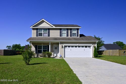 108 Maidstone Dr, Richlands, NC, 28574-8431 | Card Image