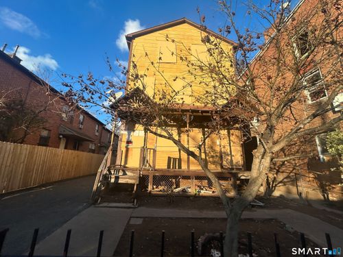 168 Park St, Hartford, CT, 06106-2500 | Card Image