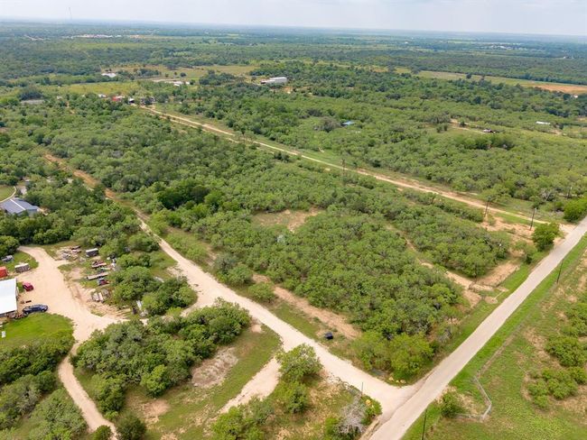 2065 Callihan Rd, Home with 0 bedrooms, 0 bathrooms and null parking in Luling TX | Image 10