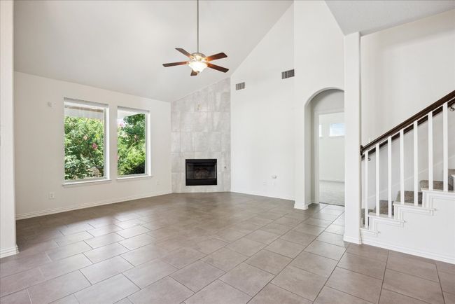 123 Pond View Pass, House other with 4 bedrooms, 4 bathrooms and 4 parking in Buda TX | Image 5