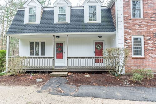 4-4 Colonial Dr, Norton, MA, 02766-2604 | Card Image