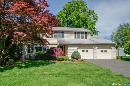 152 W Ridge Drive, West Hartford, CT, 06117 | Card Image