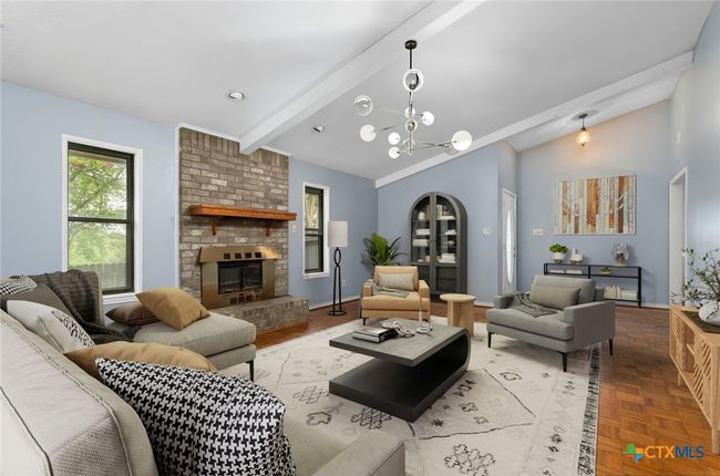 Kitchen/Breakfast Area | Image 9