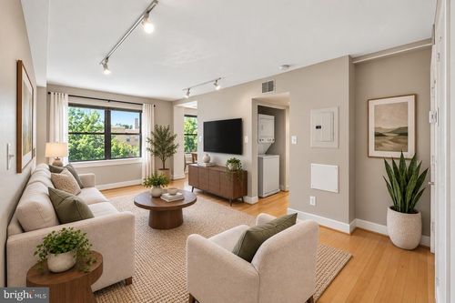315-212 Oakwood St Se, WASHINGTON, DC, 20032-1769 | Card Image