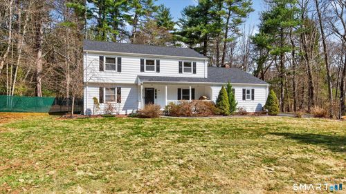 28 Park Rd, Simsbury, CT, 06070-2712 | Card Image
