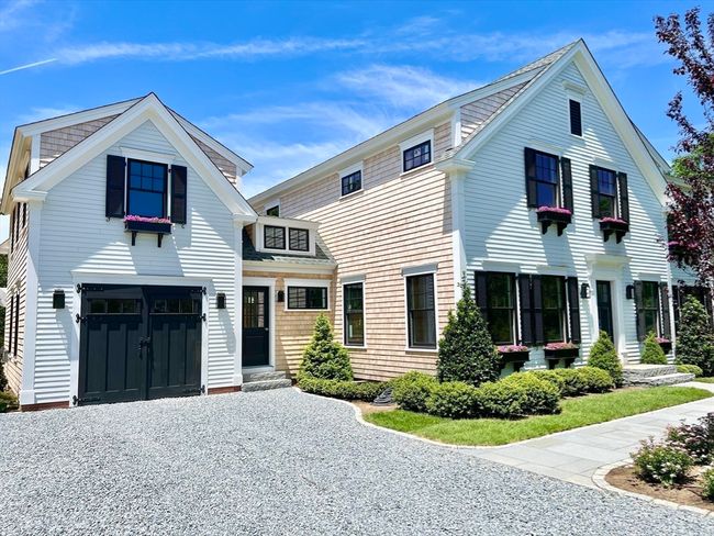 18 Bold Meadow Rd, House other with 4 bedrooms, 6 bathrooms and 4 parking in Edgartown MA | Image 4