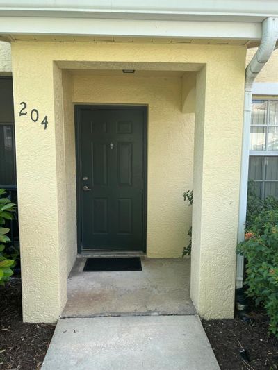 19-204 - 136 Sw Peacock Boulevard, Condo with 1 bedrooms, 1 bathrooms and null parking in Port St Lucie FL | Image 1