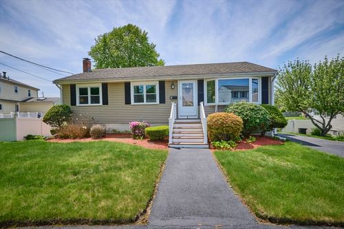 2 Sheffield Dr, Peabody, MA, 01960-1711 | Card Image