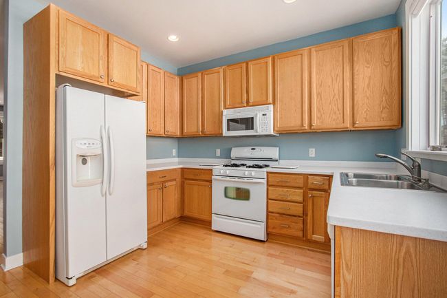 10571 Pinecone Trl, Condo with 3 bedrooms, 3 bathrooms and null parking in South Haven MI | Image 12