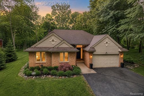 5901 Ford Rd, Commerce Twp, MI, 48382-1032 | Card Image