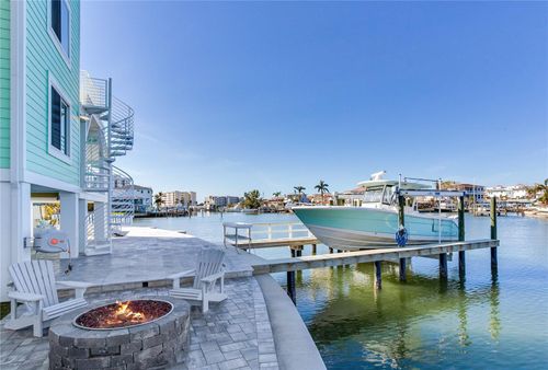 17410 1st St E, REDINGTON SHORES, FL, 33708-4202 | Card Image