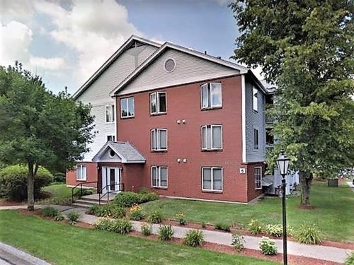 205-5 Timberwood Dr, Goffstown, NH, 03045-2556 | Card Image