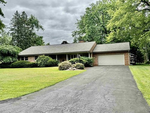3542 Bee Ln, BELOIT, WI, 53511-1904 | Card Image